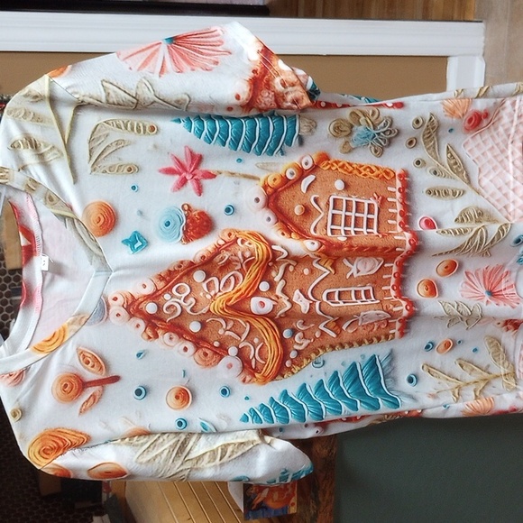 Christmas Gingerbread T-shirt - Picture 3 of 5